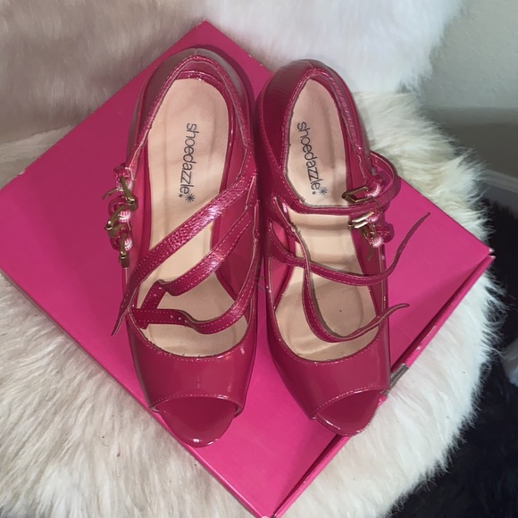 Shoes - Picture 5 of 5